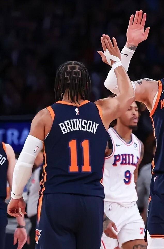 乐鱼体育网站入口-76人绝杀青岛队，布伦森关键制胜